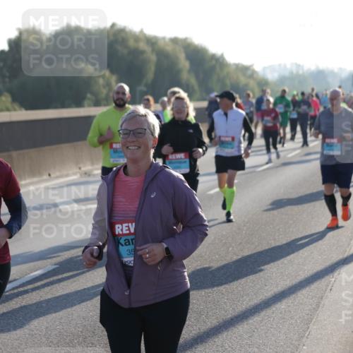 03.10.2025 - Köhlbrandbrückenlauf Jannik Wohlers http://msf.ph/oto/9064906 03.10.2025 09:25:49 Position 3 35 meine-sportfotos.de