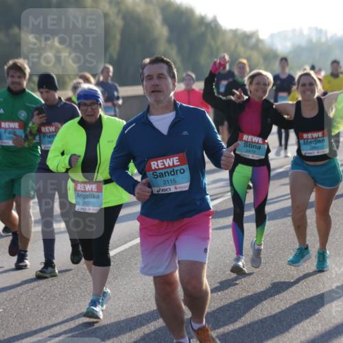 03.10.2025 - Köhlbrandbrückenlauf Jannik Wohlers http://msf.ph/oto/9065013 03.10.2025 09:25:59 Position 3 2603, 2115, 2419, 2261, 2412 meine-sportfotos.de