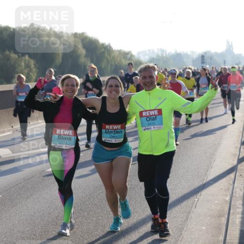 03.10.2025 - Köhlbrandbrückenlauf Jannik Wohlers http://msf.ph/oto/9065041 03.10.2025 09:26:01 Position 3 2603, 2419, 2261, 2412 meine-sportfotos.de
