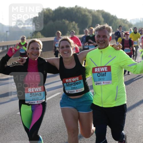 03.10.2025 - Köhlbrandbrückenlauf Jannik Wohlers http://msf.ph/oto/9065087 03.10.2025 09:26:02 Position 3 2419, 2261, 2412 meine-sportfotos.de