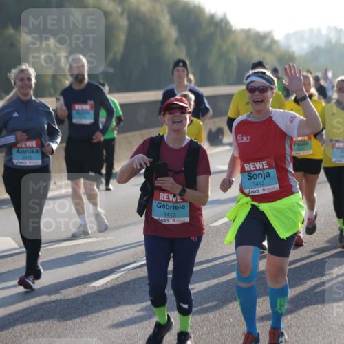 03.10.2025 - Köhlbrandbrückenlauf Jannik Wohlers http://msf.ph/oto/9065102 03.10.2025 09:26:04 Position 3 2159, 2443, 3413, 5, 3412, 2874 meine-sportfotos.de