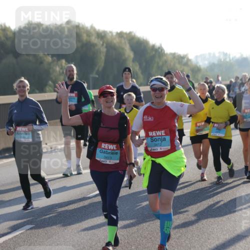 03.10.2025 - Köhlbrandbrückenlauf Jannik Wohlers http://msf.ph/oto/9065124 03.10.2025 09:26:05 Position 3 2159, 2443, 3413, 3412 meine-sportfotos.de