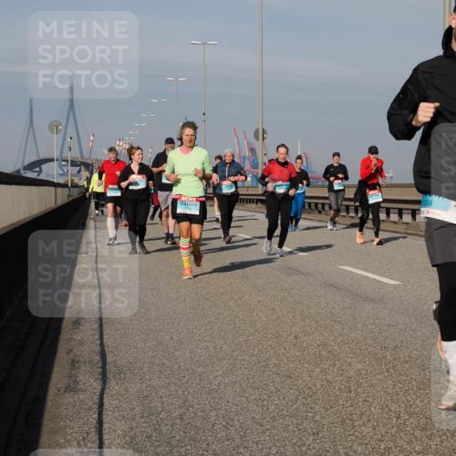 03.10.2025 - Köhlbrandbrückenlauf Fabian Wolf http://msf.ph/oto/9065129 03.10.2025 10:08:15 Position 3 1775, 2059 meine-sportfotos.de