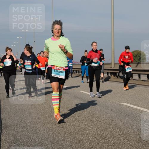 03.10.2025 - Köhlbrandbrückenlauf Fabian Wolf http://msf.ph/oto/9065189 03.10.2025 10:08:18 Position 3 1926, 1775 meine-sportfotos.de