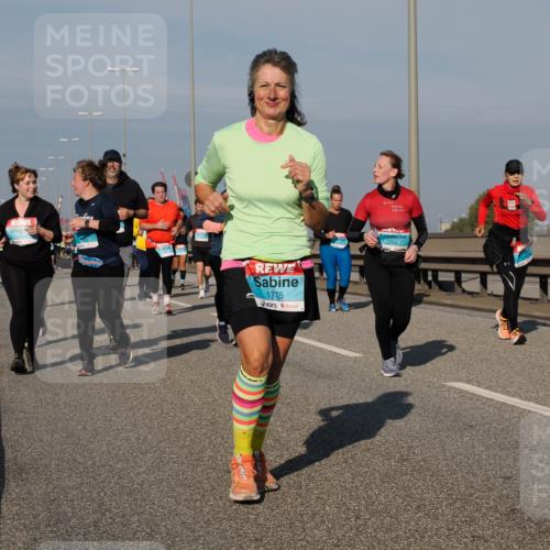 03.10.2025 - Köhlbrandbrückenlauf Fabian Wolf http://msf.ph/oto/9065205 03.10.2025 10:08:18 Position 3 1775, 2204 meine-sportfotos.de