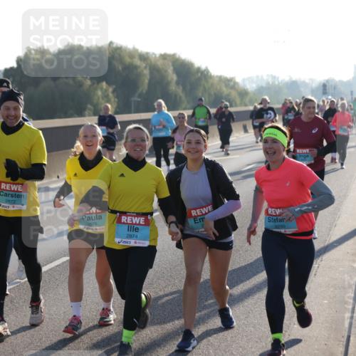 03.10.2025 - Köhlbrandbrückenlauf Jannik Wohlers http://msf.ph/oto/9065213 03.10.2025 09:26:09 Position 3 2871, 2872, 2875, 2874, 2299 meine-sportfotos.de