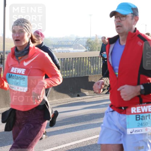 03.10.2025 - Köhlbrandbrückenlauf Lena Gebhardt http://msf.ph/oto/9065221 03.10.2025 09:22:20 Position 1 2790, 2450 meine-sportfotos.de