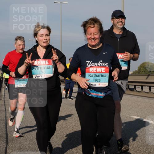 03.10.2025 - Köhlbrandbrückenlauf Fabian Wolf http://msf.ph/oto/9065276 03.10.2025 10:08:22 Position 3 1781, 1748, 1926, 9 meine-sportfotos.de