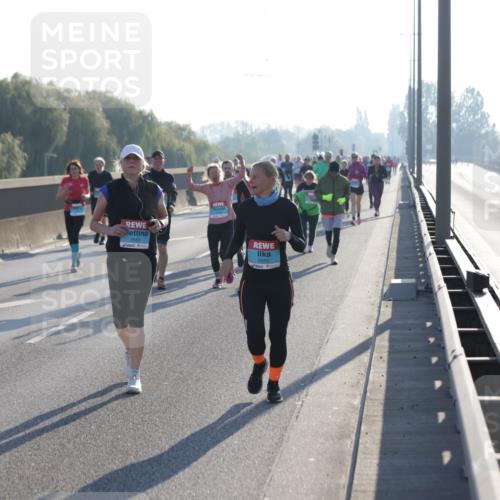 03.10.2025 - Köhlbrandbrückenlauf Jannik Wohlers http://msf.ph/oto/9065406 03.10.2025 09:26:22 Position 3 2553, 2550 meine-sportfotos.de