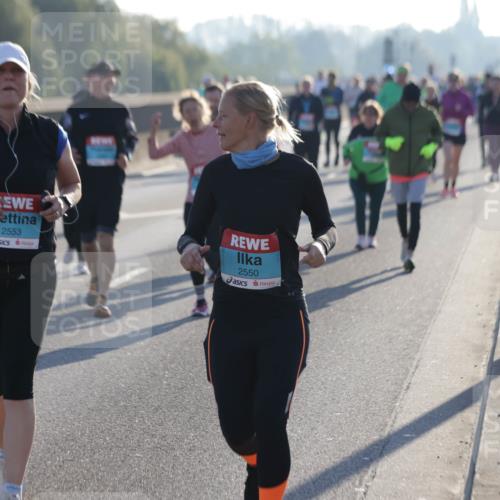 03.10.2025 - Köhlbrandbrückenlauf Jannik Wohlers http://msf.ph/oto/9065418 03.10.2025 09:26:23 Position 3 2553, 2550 meine-sportfotos.de