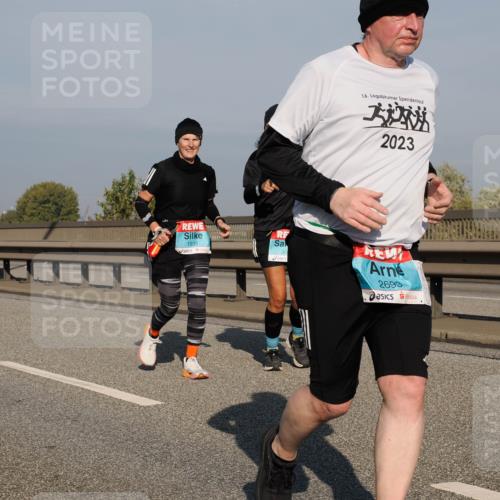 03.10.2025 - Köhlbrandbrückenlauf Fabian Wolf http://msf.ph/oto/9065456 03.10.2025 10:08:31 Position 3 1935, 16, 2023, 2693 meine-sportfotos.de