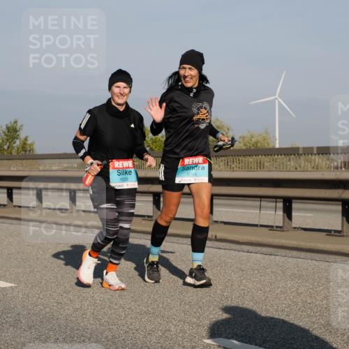 03.10.2025 - Köhlbrandbrückenlauf Fabian Wolf http://msf.ph/oto/9065474 03.10.2025 10:08:32 Position 3 1935, 3044 meine-sportfotos.de