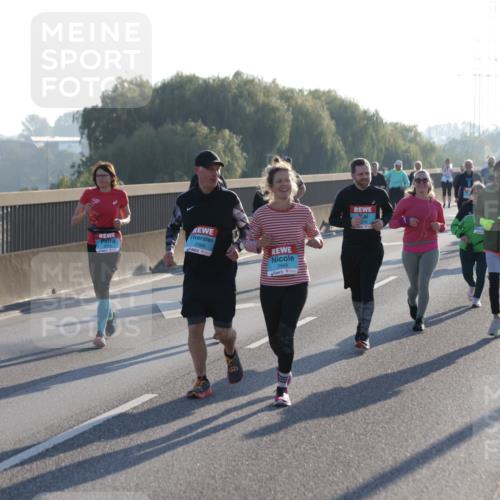 03.10.2025 - Köhlbrandbrückenlauf Jannik Wohlers http://msf.ph/oto/9065510 03.10.2025 09:26:26 Position 3 2569, 2568 meine-sportfotos.de