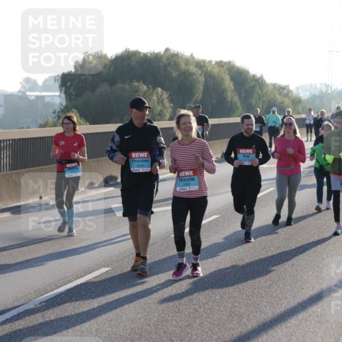 03.10.2025 - Köhlbrandbrückenlauf Jannik Wohlers http://msf.ph/oto/9065515 03.10.2025 09:26:26 Position 3 2569, 2568, 3475 meine-sportfotos.de