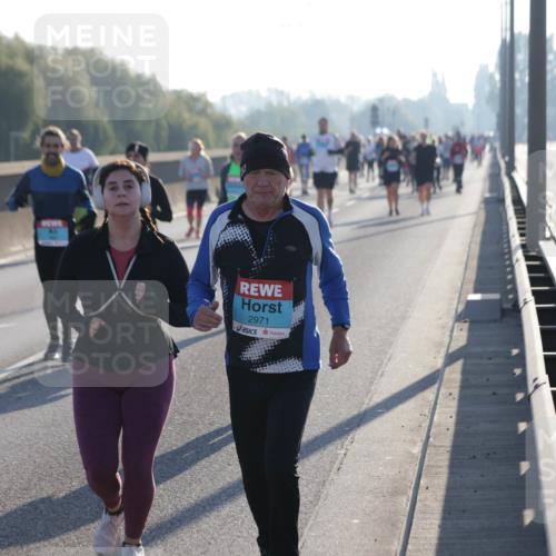 03.10.2025 - Köhlbrandbrückenlauf Jannik Wohlers http://msf.ph/oto/9065621 03.10.2025 09:26:38 Position 3 2971 meine-sportfotos.de