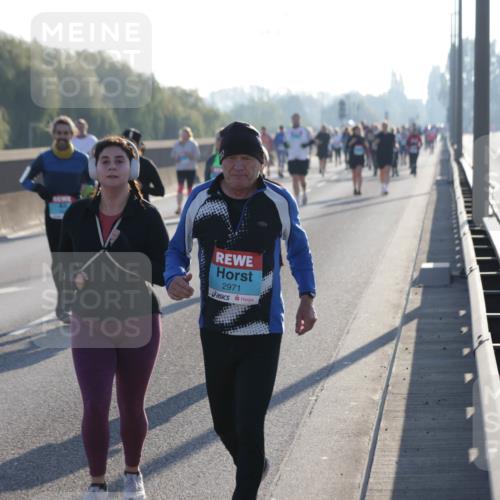 03.10.2025 - Köhlbrandbrückenlauf Jannik Wohlers http://msf.ph/oto/9065626 03.10.2025 09:26:38 Position 3 2971 meine-sportfotos.de