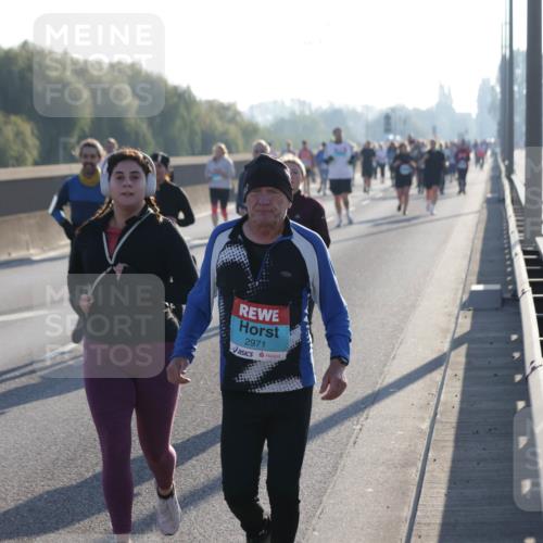 03.10.2025 - Köhlbrandbrückenlauf Jannik Wohlers http://msf.ph/oto/9065633 03.10.2025 09:26:38 Position 3 2971 meine-sportfotos.de