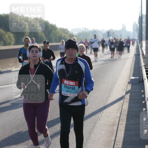 03.10.2025 - Köhlbrandbrückenlauf Jannik Wohlers http://msf.ph/oto/9065639 03.10.2025 09:26:38 Position 3 2971 meine-sportfotos.de