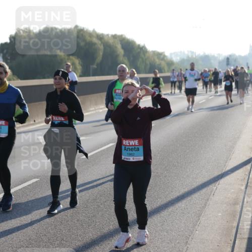 03.10.2025 - Köhlbrandbrückenlauf Jannik Wohlers http://msf.ph/oto/9065721 03.10.2025 09:26:41 Position 3 1887, 1982 meine-sportfotos.de