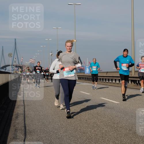03.10.2025 - Köhlbrandbrückenlauf Fabian Wolf http://msf.ph/oto/9065754 03.10.2025 10:08:48 Position 3 1824, 3 meine-sportfotos.de