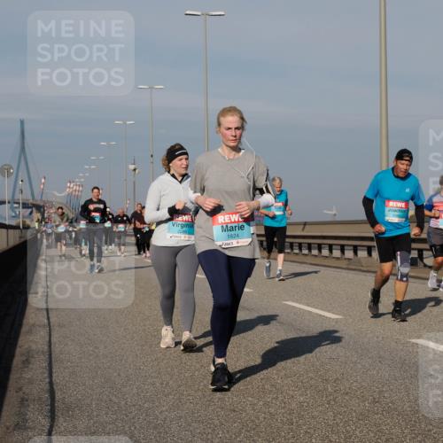03.10.2025 - Köhlbrandbrückenlauf Fabian Wolf http://msf.ph/oto/9065771 03.10.2025 10:08:49 Position 3 2286, 1824, 3393 meine-sportfotos.de