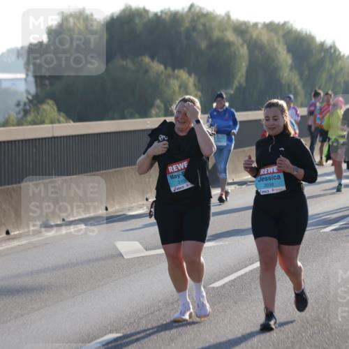 03.10.2025 - Köhlbrandbrückenlauf Jannik Wohlers http://msf.ph/oto/9065805 03.10.2025 09:26:53 Position 3 3100, 3098 meine-sportfotos.de