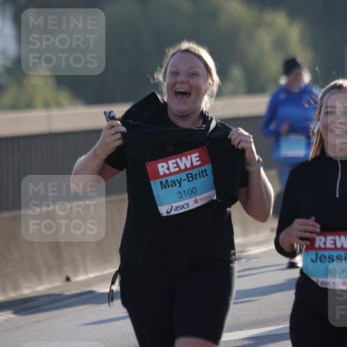 03.10.2025 - Köhlbrandbrückenlauf Jannik Wohlers http://msf.ph/oto/9065831 03.10.2025 09:26:54 Position 3 3100, 3098 meine-sportfotos.de