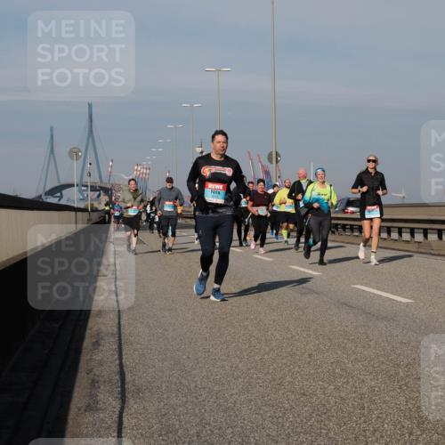 03.10.2025 - Köhlbrandbrückenlauf Fabian Wolf http://msf.ph/oto/9065834 03.10.2025 10:08:54 Position 3  meine-sportfotos.de