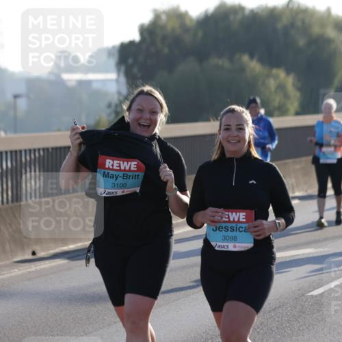 03.10.2025 - Köhlbrandbrückenlauf Jannik Wohlers http://msf.ph/oto/9065865 03.10.2025 09:26:55 Position 3 3100, 3098 meine-sportfotos.de