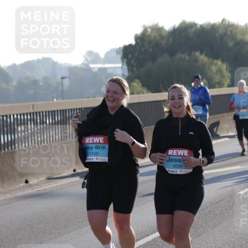 03.10.2025 - Köhlbrandbrückenlauf Jannik Wohlers http://msf.ph/oto/9065877 03.10.2025 09:26:55 Position 3 3100, 3098 meine-sportfotos.de