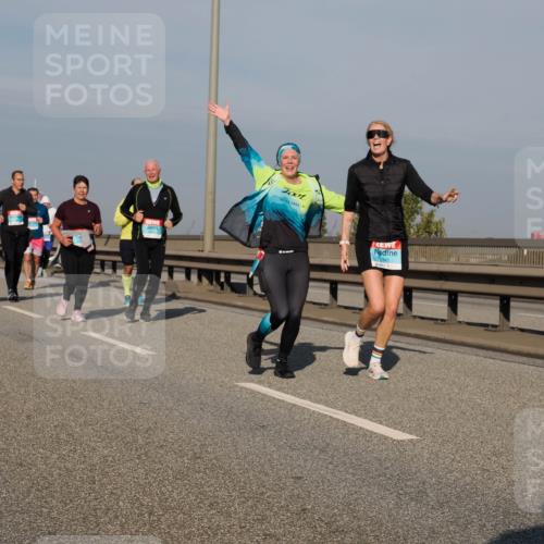 03.10.2025 - Köhlbrandbrückenlauf Fabian Wolf http://msf.ph/oto/9065914 03.10.2025 10:08:59 Position 3 2845 meine-sportfotos.de