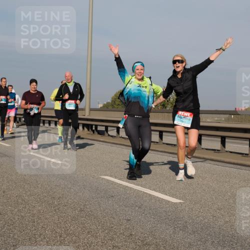 03.10.2025 - Köhlbrandbrückenlauf Fabian Wolf http://msf.ph/oto/9065925 03.10.2025 10:08:59 Position 3 2845 meine-sportfotos.de