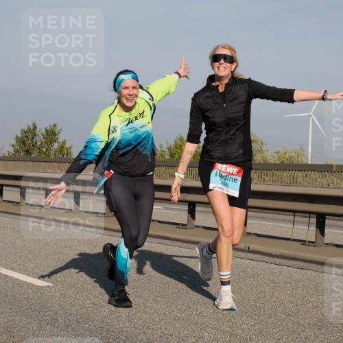 03.10.2025 - Köhlbrandbrückenlauf Fabian Wolf http://msf.ph/oto/9065961 03.10.2025 10:09:01 Position 3 3256, 2845 meine-sportfotos.de