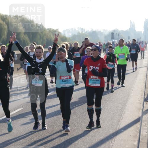 03.10.2025 - Köhlbrandbrückenlauf Jannik Wohlers http://msf.ph/oto/9065963 03.10.2025 09:26:59 Position 3 2926, 2928, 2927, 2565 meine-sportfotos.de