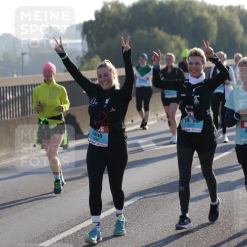 03.10.2025 - Köhlbrandbrückenlauf Jannik Wohlers http://msf.ph/oto/9066017 03.10.2025 09:27:00 Position 3 2926, 2928, 2927 meine-sportfotos.de