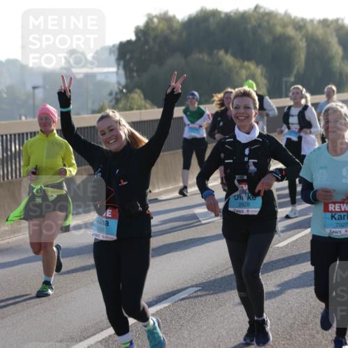 03.10.2025 - Köhlbrandbrückenlauf Jannik Wohlers http://msf.ph/oto/9066027 03.10.2025 09:27:00 Position 3 2926, 2928, 2927, 25 meine-sportfotos.de