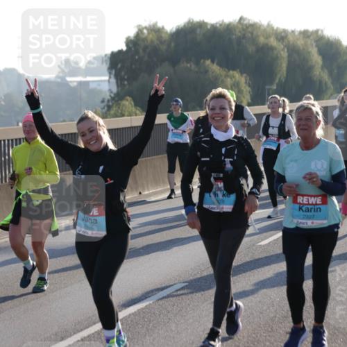 03.10.2025 - Köhlbrandbrückenlauf Jannik Wohlers http://msf.ph/oto/9066033 03.10.2025 09:27:00 Position 3 2926, 28, 2927, 2565 meine-sportfotos.de