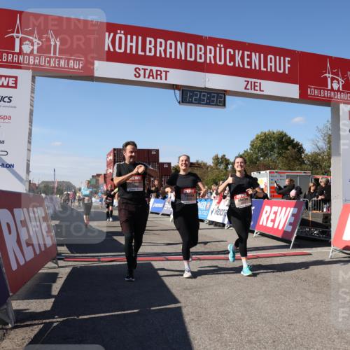 03.10.2025 - Köhlbrandbrückenlauf Lena Gebhardt http://msf.ph/oto/9066042 03.10.2025 13:29:33 Ziel 5340, 5366, 5470, 5482, 5514, 5601, 6093, 6156, 6215, 6334, 6335, 6336, 6351, 6387, 6439, 6539, 6543, 6554, 6555 meine-sportfotos.de