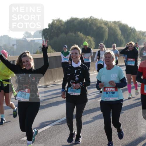 03.10.2025 - Köhlbrandbrückenlauf Jannik Wohlers http://msf.ph/oto/9066043 03.10.2025 09:27:01 Position 3 2926, 2565, 2928, 2927 meine-sportfotos.de