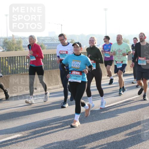 03.10.2025 - Köhlbrandbrückenlauf Lena Gebhardt http://msf.ph/oto/9066079 03.10.2025 09:22:55 Position 1 3169, 2851, 1903, 2025, 1797, 16, 2165 meine-sportfotos.de