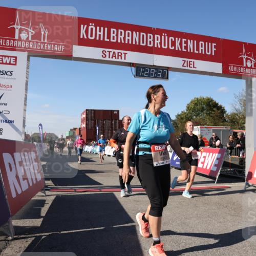 03.10.2025 - Köhlbrandbrückenlauf Lena Gebhardt http://msf.ph/oto/9066125 03.10.2025 13:29:37 Ziel 4629, 4660, 4720, 4733, 5470, 5482, 5601, 6093, 6156, 6215, 6334, 6335, 6336, 6351, 6387, 6439, 6539, 6543, 6554, 6555 meine-sportfotos.de