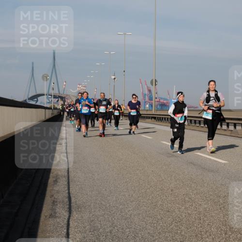 03.10.2025 - Köhlbrandbrückenlauf Fabian Wolf http://msf.ph/oto/9066165 03.10.2025 10:09:12 Position 3  meine-sportfotos.de