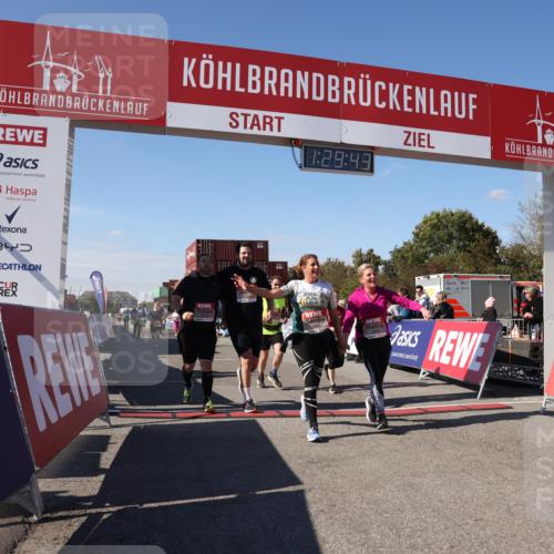 03.10.2025 - Köhlbrandbrückenlauf Lena Gebhardt http://msf.ph/oto/9066201 03.10.2025 13:29:44 Ziel 4629, 4660, 4714, 4720, 4733, 5119, 5120, 5260, 5333, 5482, 5574, 6066, 6093, 6215, 6439, 6543, 6555 meine-sportfotos.de