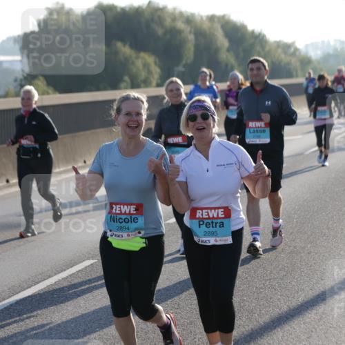 03.10.2025 - Köhlbrandbrückenlauf Jannik Wohlers http://msf.ph/oto/9066214 03.10.2025 09:27:10 Position 3 2894, 2895, 2182 meine-sportfotos.de