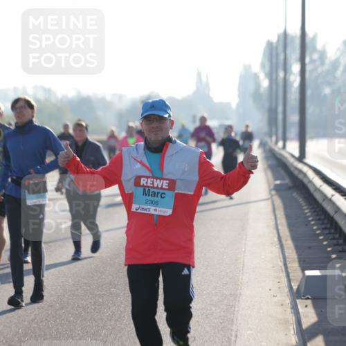03.10.2025 - Köhlbrandbrückenlauf Jannik Wohlers http://msf.ph/oto/9066335 03.10.2025 09:27:21 Position 3 2306 meine-sportfotos.de
