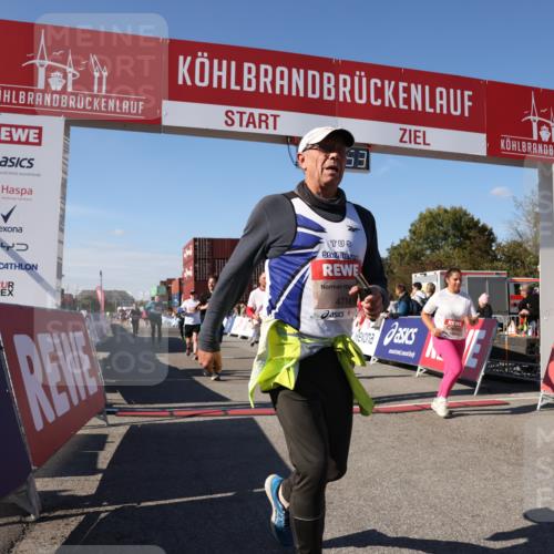 03.10.2025 - Köhlbrandbrückenlauf Lena Gebhardt http://msf.ph/oto/9066346 03.10.2025 13:29:53 Ziel 4629, 4660, 4714, 4720, 4733, 4825, 5119, 5120, 5260, 5333, 5574, 5587, 5621, 5930, 5944, 6066, 6234, 6570, 6698 meine-sportfotos.de
