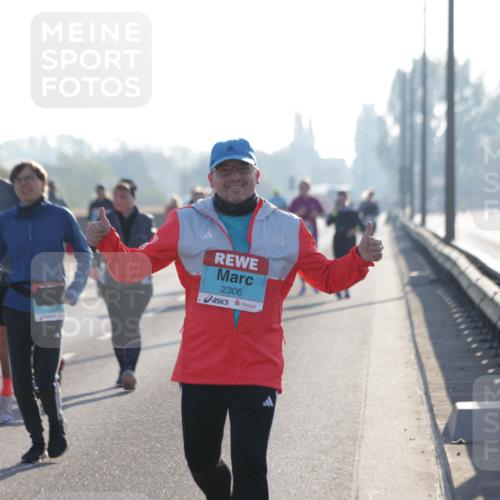 03.10.2025 - Köhlbrandbrückenlauf Jannik Wohlers http://msf.ph/oto/9066350 03.10.2025 09:27:21 Position 3 2306 meine-sportfotos.de