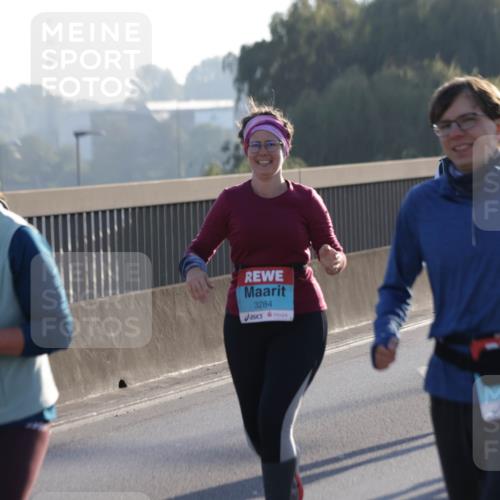 03.10.2025 - Köhlbrandbrückenlauf Jannik Wohlers http://msf.ph/oto/9066410 03.10.2025 09:27:25 Position 3 2515, 3284 meine-sportfotos.de