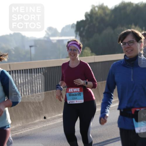 03.10.2025 - Köhlbrandbrückenlauf Jannik Wohlers http://msf.ph/oto/9066419 03.10.2025 09:27:25 Position 3 2515, 3284, 3280 meine-sportfotos.de