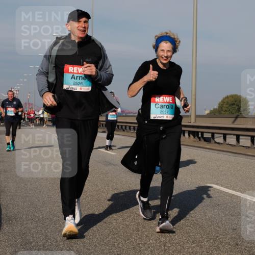 03.10.2025 - Köhlbrandbrückenlauf Fabian Wolf http://msf.ph/oto/9066448 03.10.2025 10:09:25 Position 3 2526, 2557 meine-sportfotos.de